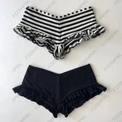 Women's Y2K Striped Lace Shorts — Retro Style Shorts