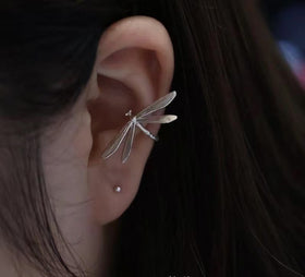 "Dragonfly Skimming The Water" Dragonfly Straight Ear Clip Dragonfly Niche Unique Design Light Luxury Ear Clip Commuter All-match Earrings
